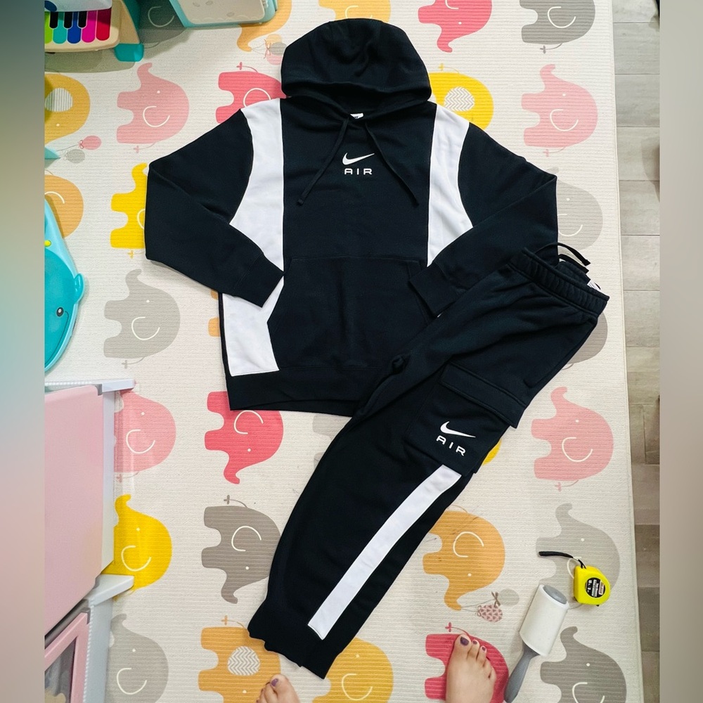Men's Nike NSW Air Pullover Hoodie  (L)  Pants (M)  Set Black & White